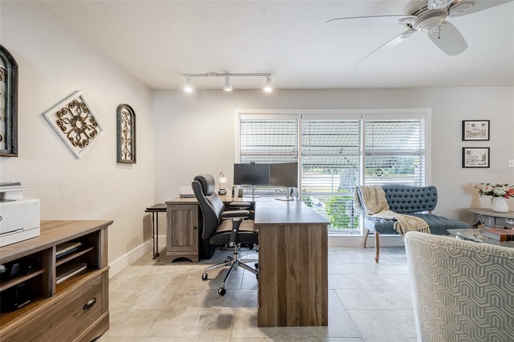 For Sale: $499,000 (0 beds, 0 baths, 1104 Square Feet)