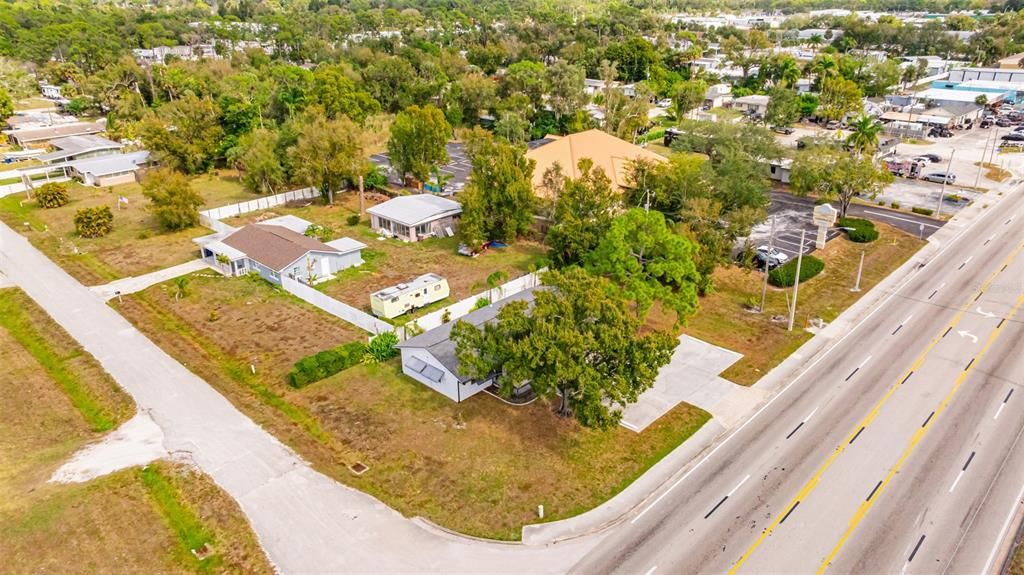 For Sale: $499,000 (0 beds, 0 baths, 1104 Square Feet)