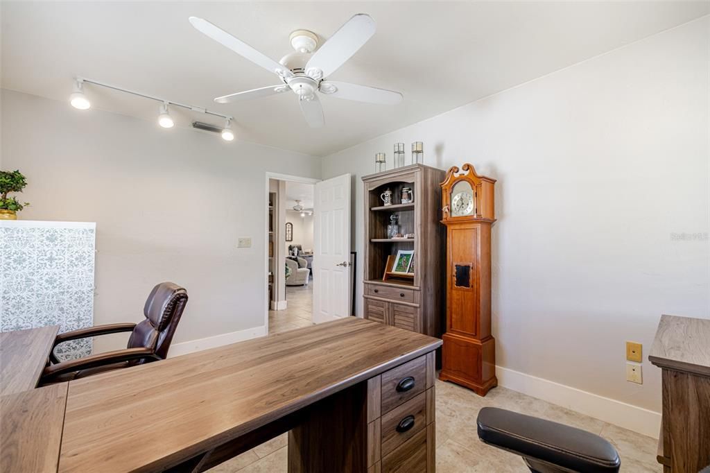 For Sale: $499,000 (0 beds, 0 baths, 1104 Square Feet)