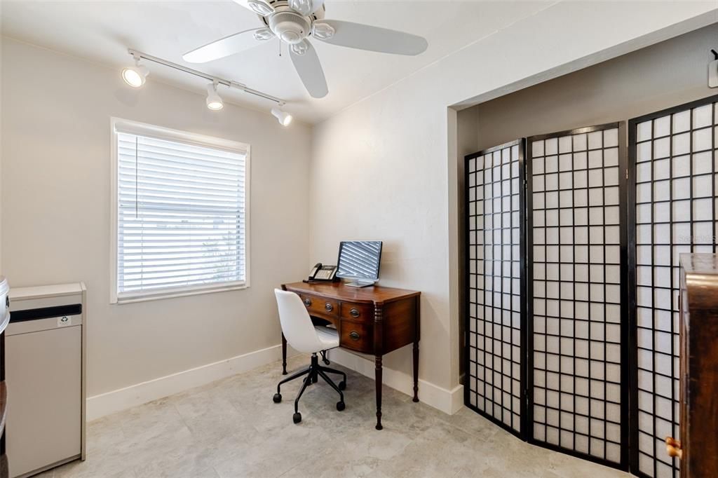 For Sale: $499,000 (0 beds, 0 baths, 1104 Square Feet)