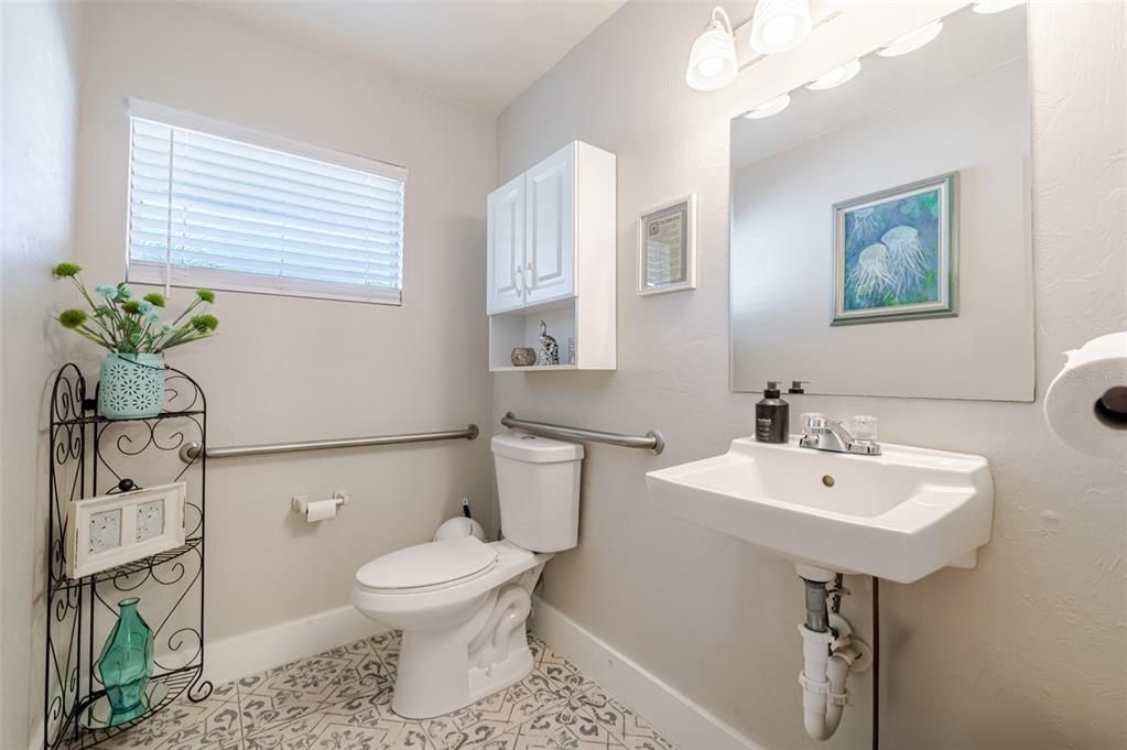 For Sale: $499,000 (0 beds, 0 baths, 1104 Square Feet)