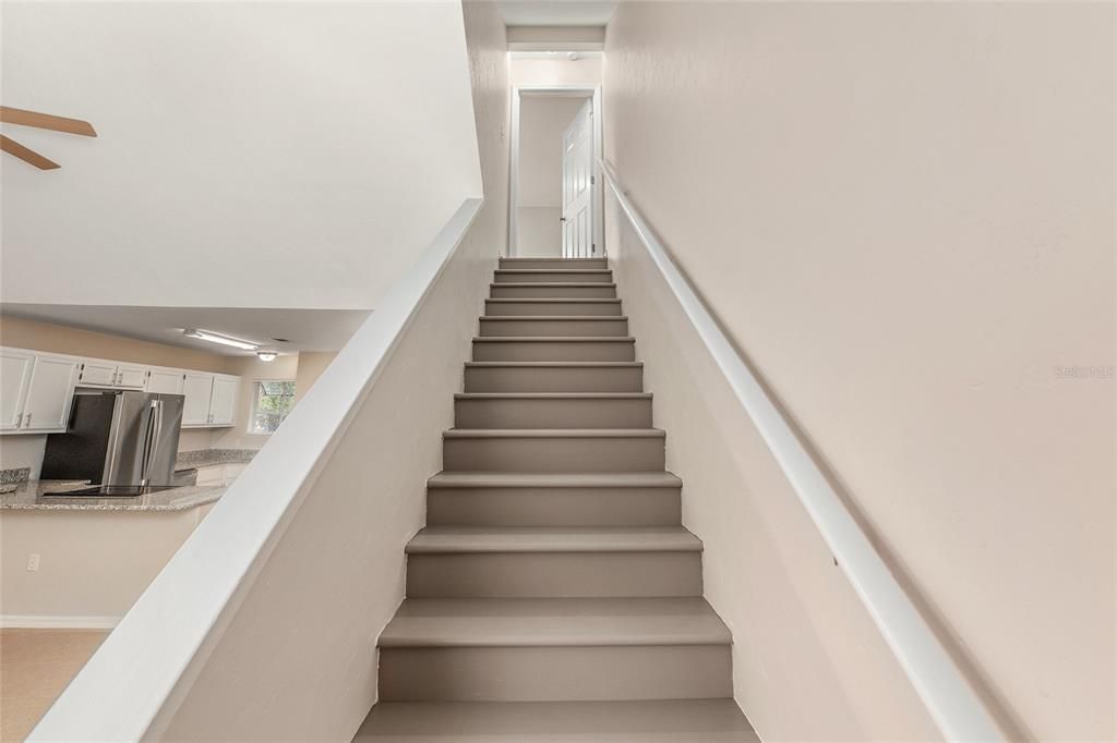 Под контрактом: $214,900 (2 спален, 2 ванн, 1203 Квадратных фут)