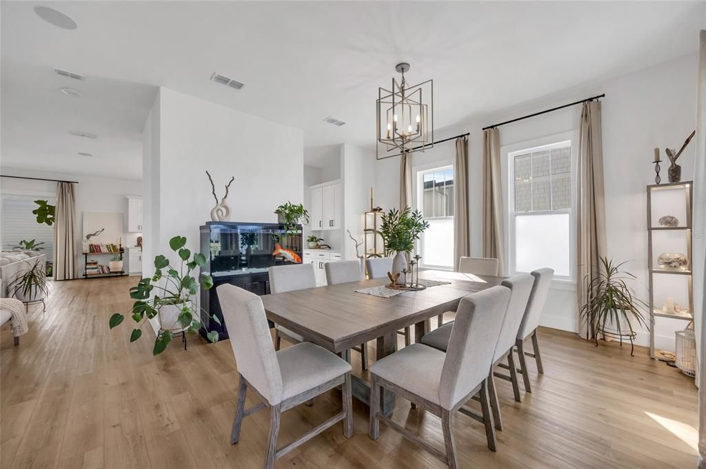For Sale: $1,725,000 (5 beds, 4 baths, 3784 Square Feet)