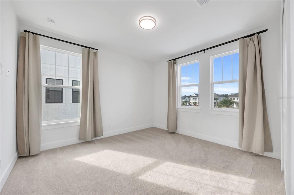 For Sale: $1,725,000 (5 beds, 4 baths, 3784 Square Feet)