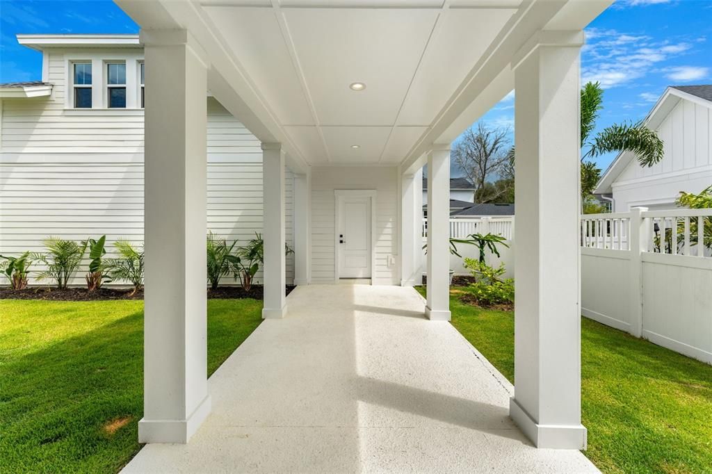 For Sale: $1,725,000 (5 beds, 4 baths, 3784 Square Feet)