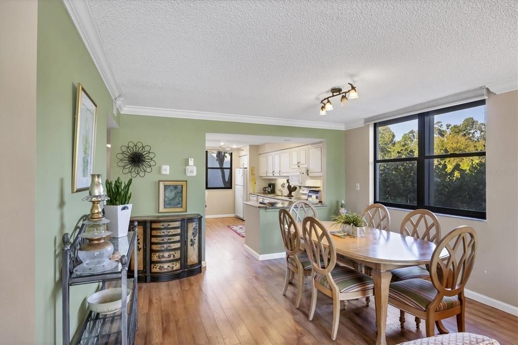 Active With Contract: $699,000 (2 beds, 2 baths, 1601 Square Feet)