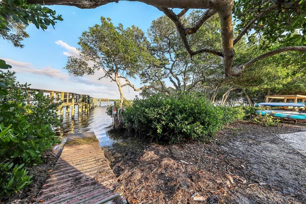 Active With Contract: $699,000 (2 beds, 2 baths, 1601 Square Feet)