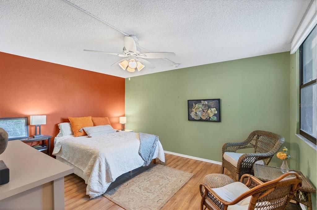 Active With Contract: $699,000 (2 beds, 2 baths, 1601 Square Feet)