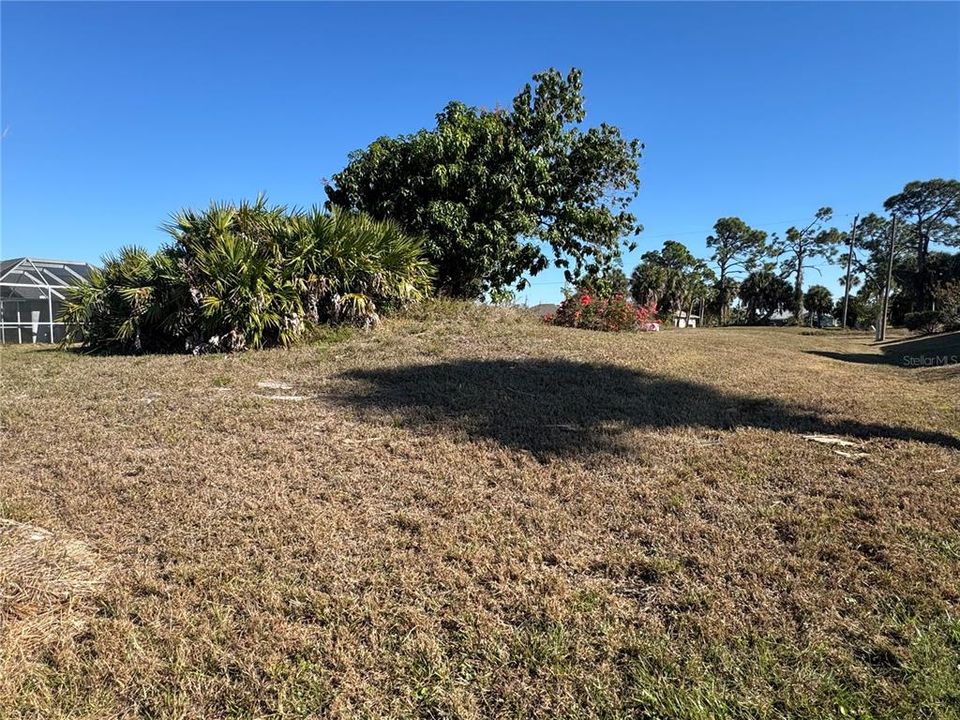 En Venta: $85,000 (0.23 acres)