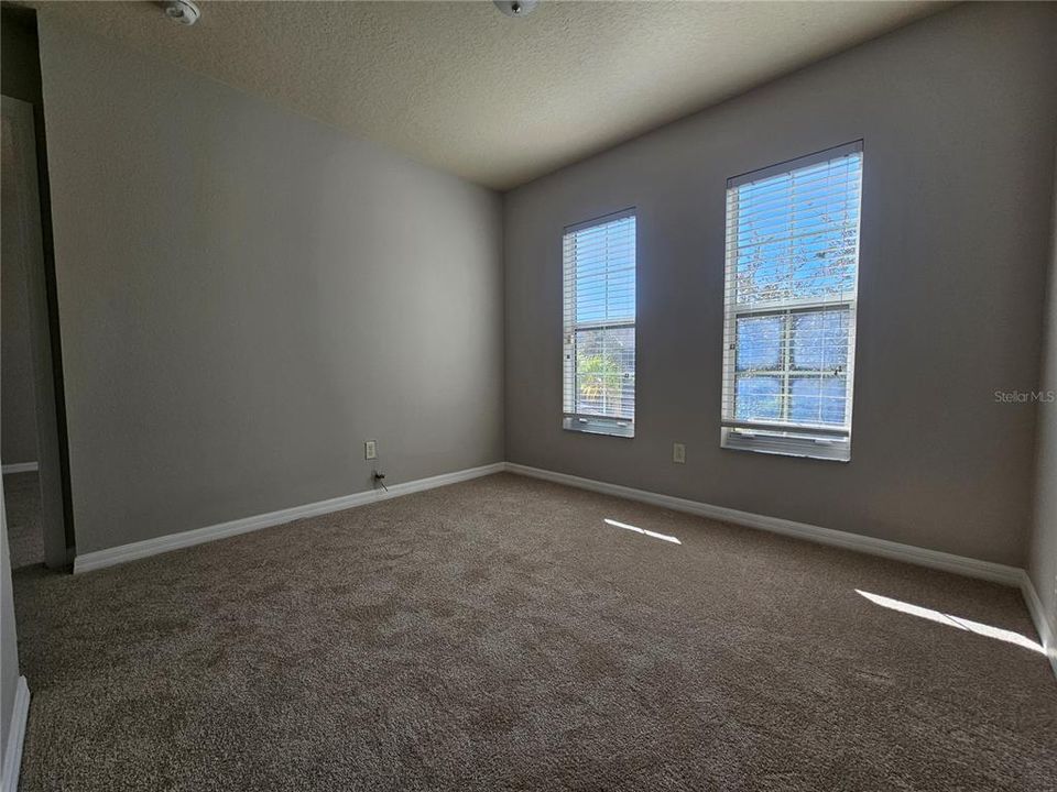 В аренду: $1,800 (2 спален, 2 ванн, 1265 Квадратных фут)