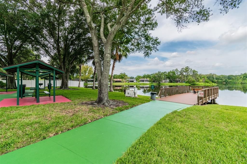 For Sale: $160,000 (2 beds, 2 baths, 915 Square Feet)