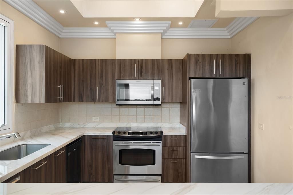 На продажу: $1,995,000 (4 спален, 3 ванн, 2650 Квадратных фут)