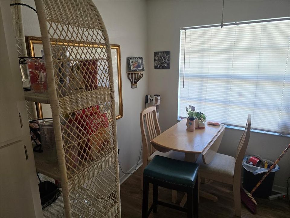 Active With Contract: $139,000 (2 beds, 2 baths, 1103 Square Feet)