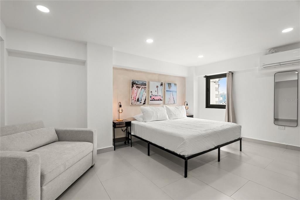 На продажу: $319,000 (1 спален, 1 ванн, 799 Квадратных фут)