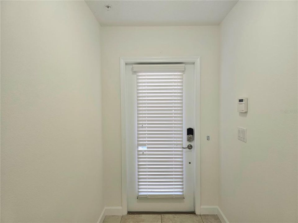 Active With Contract: $220,000 (2 beds, 2 baths, 1409 Square Feet)