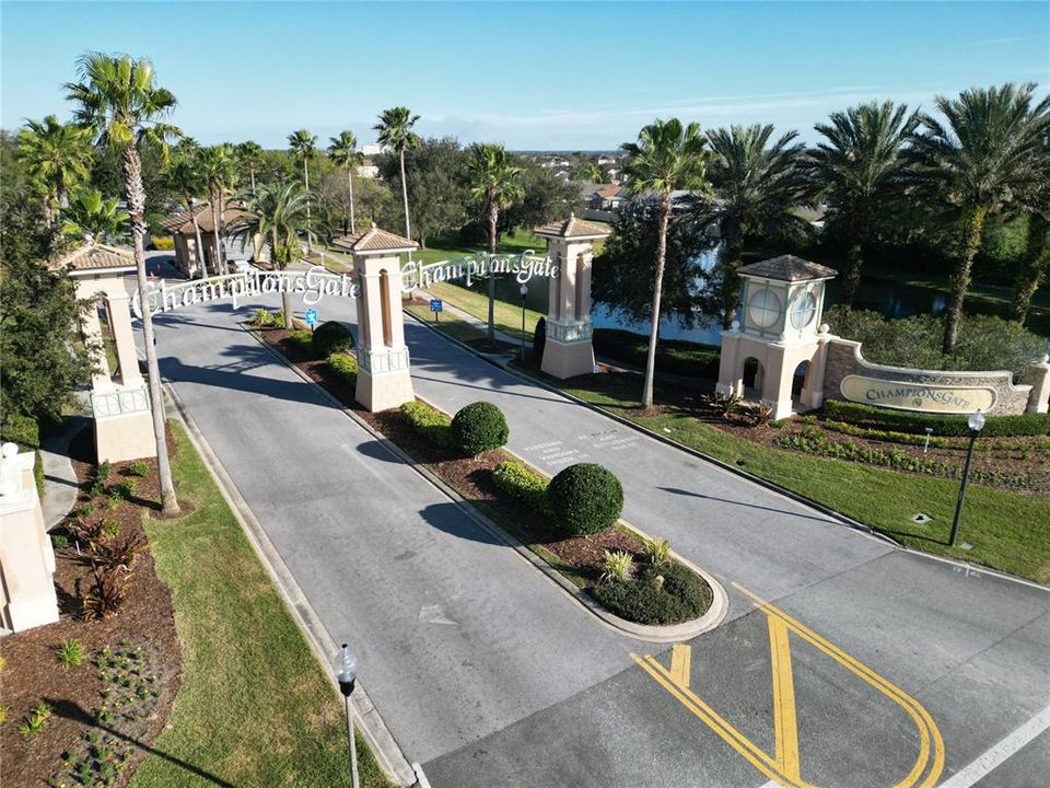 Active With Contract: $220,000 (2 beds, 2 baths, 1409 Square Feet)