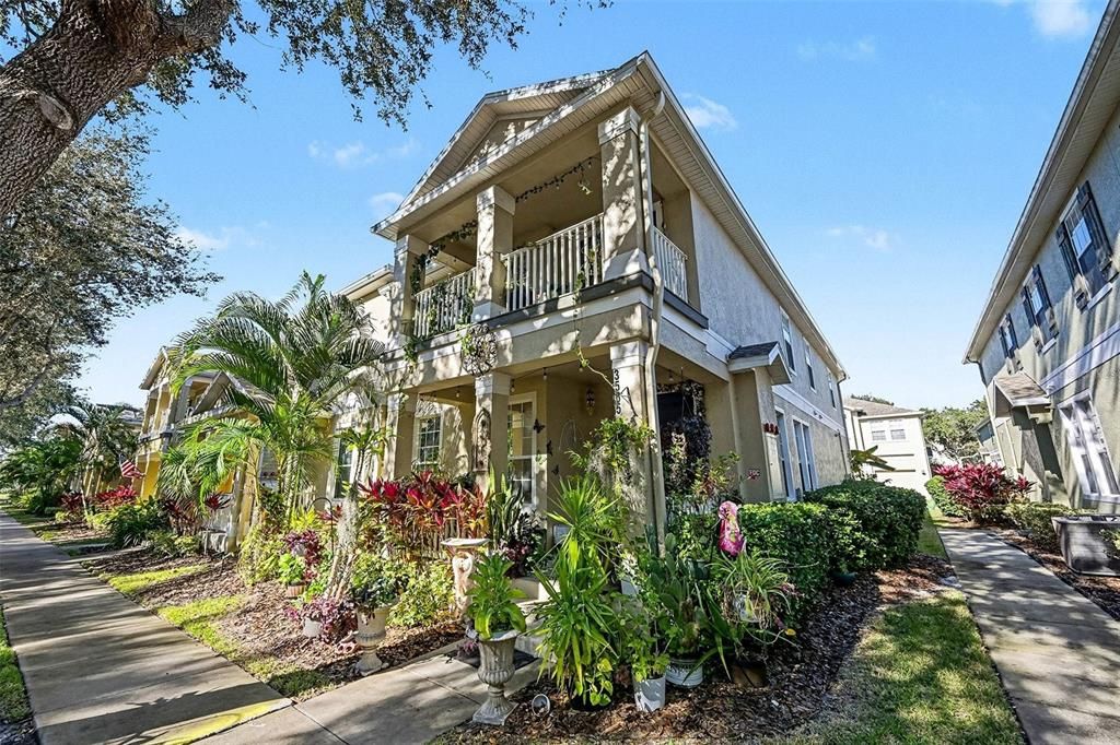En Renta: $2,700 (3 camas, 2 baños, 1855 Pies cuadrados)