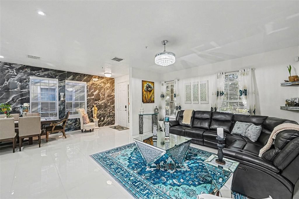 En Renta: $2,700 (3 camas, 2 baños, 1855 Pies cuadrados)