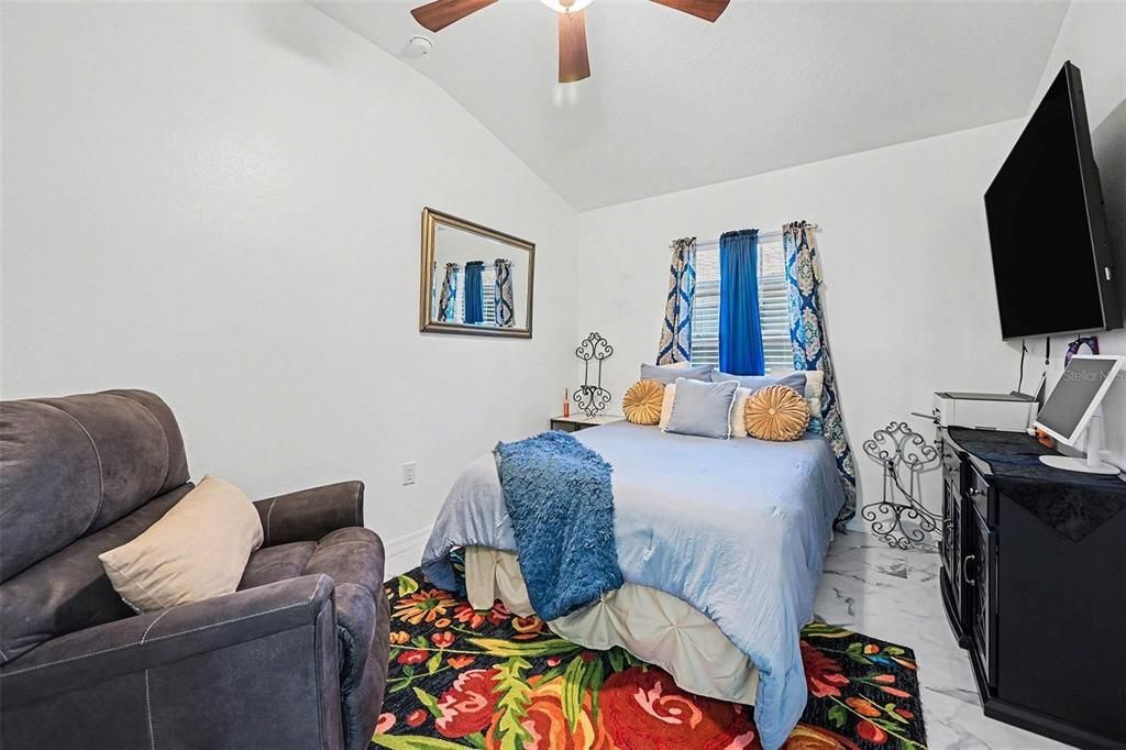 En Renta: $2,700 (3 camas, 2 baños, 1855 Pies cuadrados)
