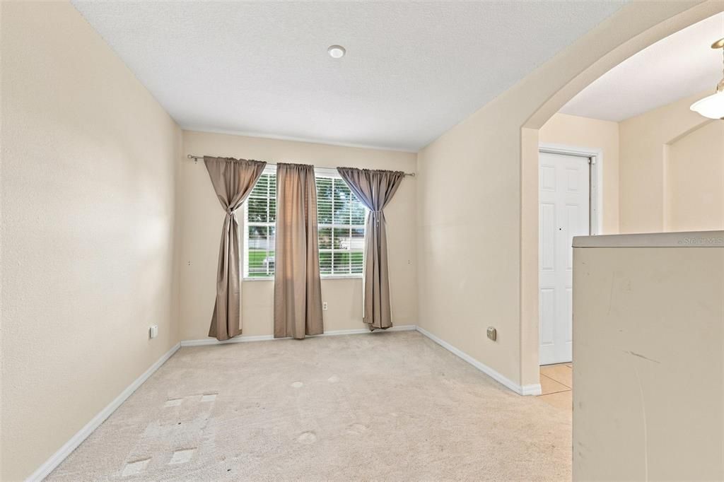 For Sale: $350,000 (4 beds, 2 baths, 2003 Square Feet)