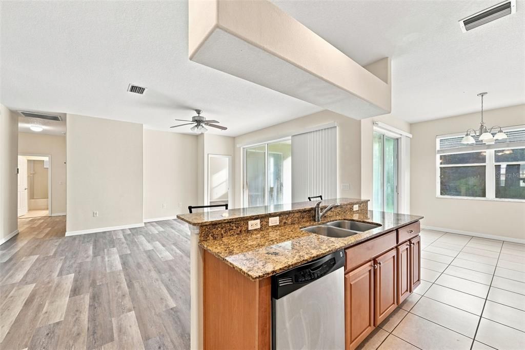 For Sale: $350,000 (4 beds, 2 baths, 2003 Square Feet)