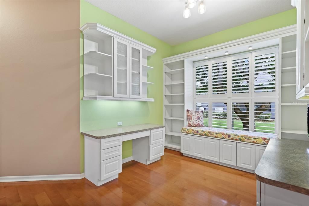 For Sale: $719,000 (4 beds, 4 baths, 3516 Square Feet)