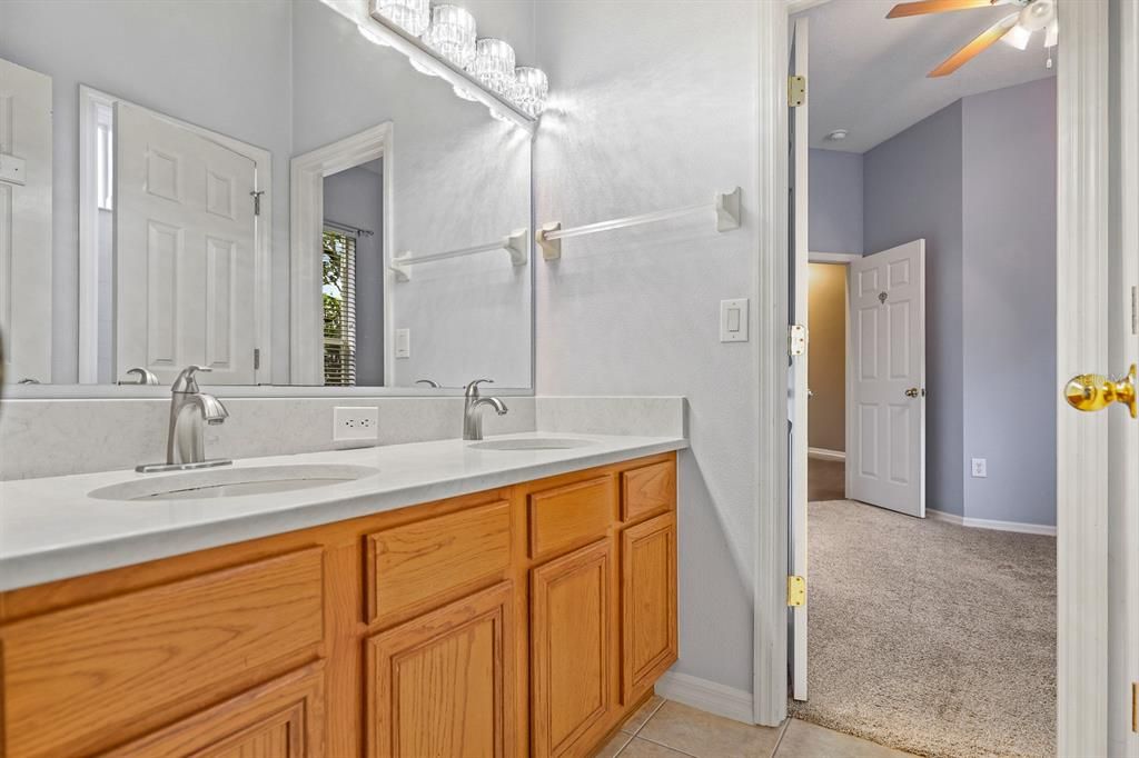 For Sale: $719,000 (4 beds, 4 baths, 3516 Square Feet)