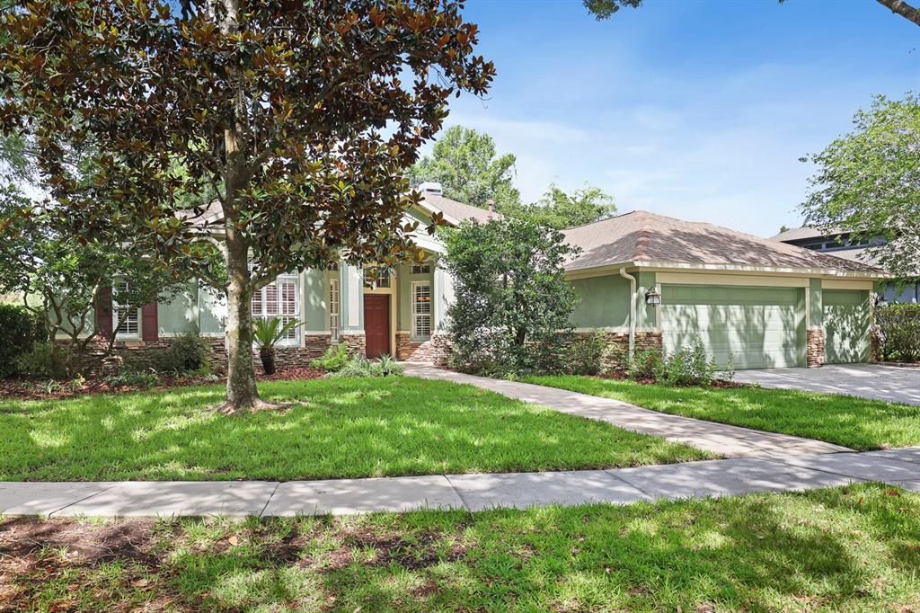 For Sale: $719,000 (4 beds, 4 baths, 3516 Square Feet)