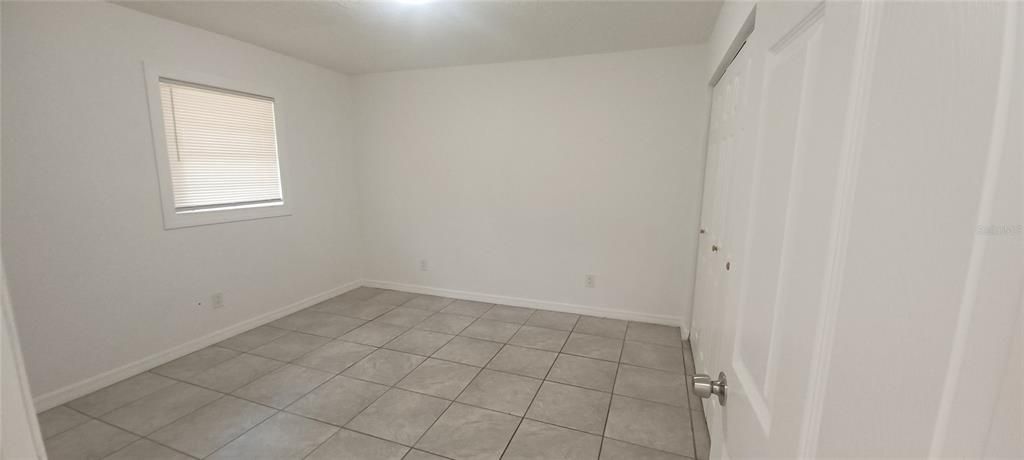 For Rent: $1,250 (2 beds, 1 baths, 945 Square Feet)