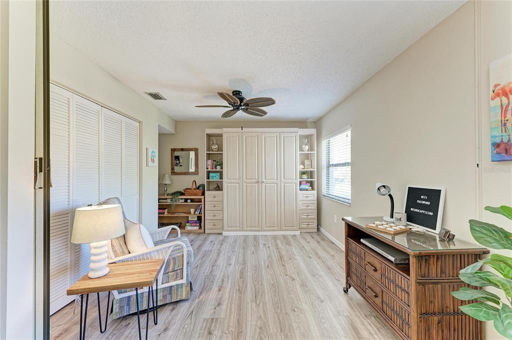 Active With Contract: $180,000 (2 beds, 2 baths, 888 Square Feet)