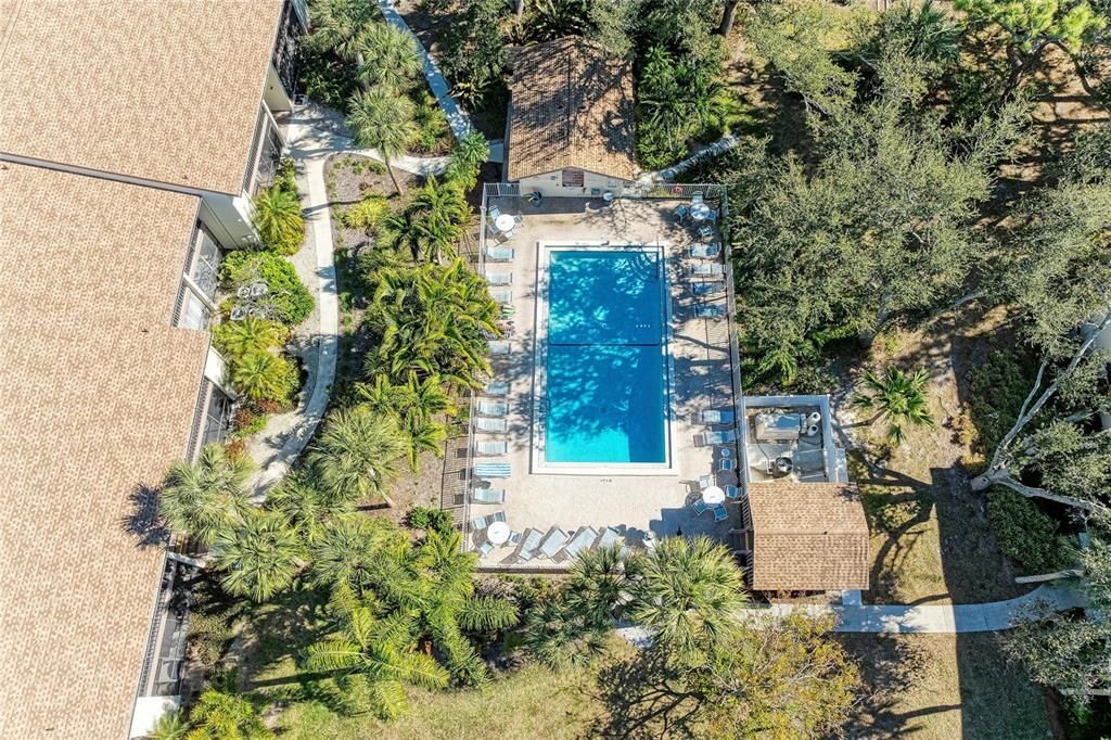 Active With Contract: $180,000 (2 beds, 2 baths, 888 Square Feet)