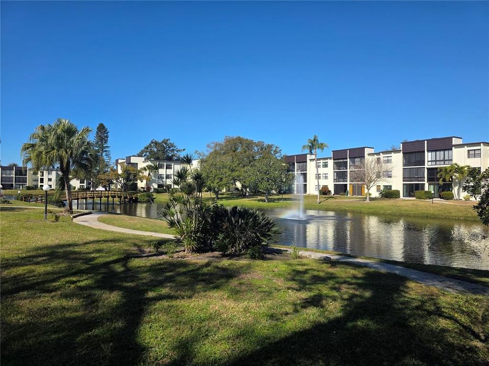 Active With Contract: $175,000 (2 beds, 2 baths, 955 Square Feet)