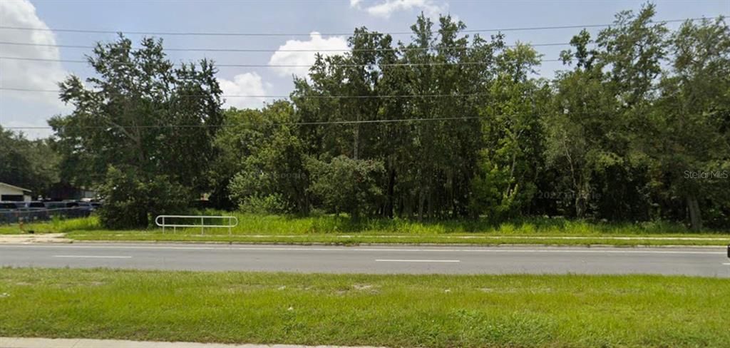 En Venta: $2,450,000 (4.83 acres)
