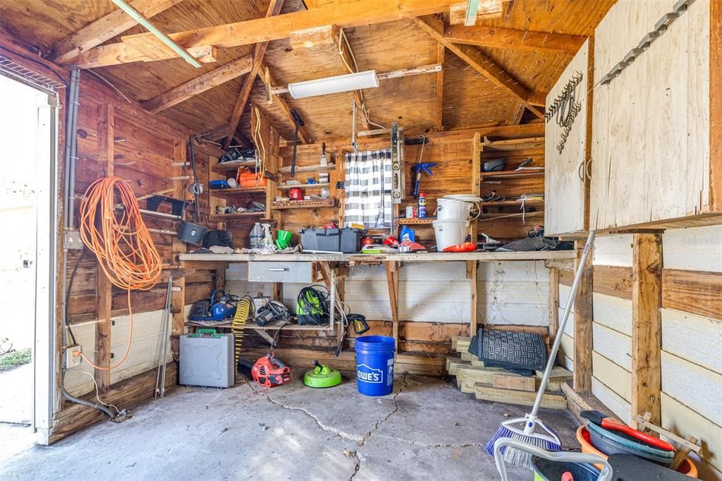 На продажу: $270,000 (2 спален, 1 ванн, 1364 Квадратных фут)