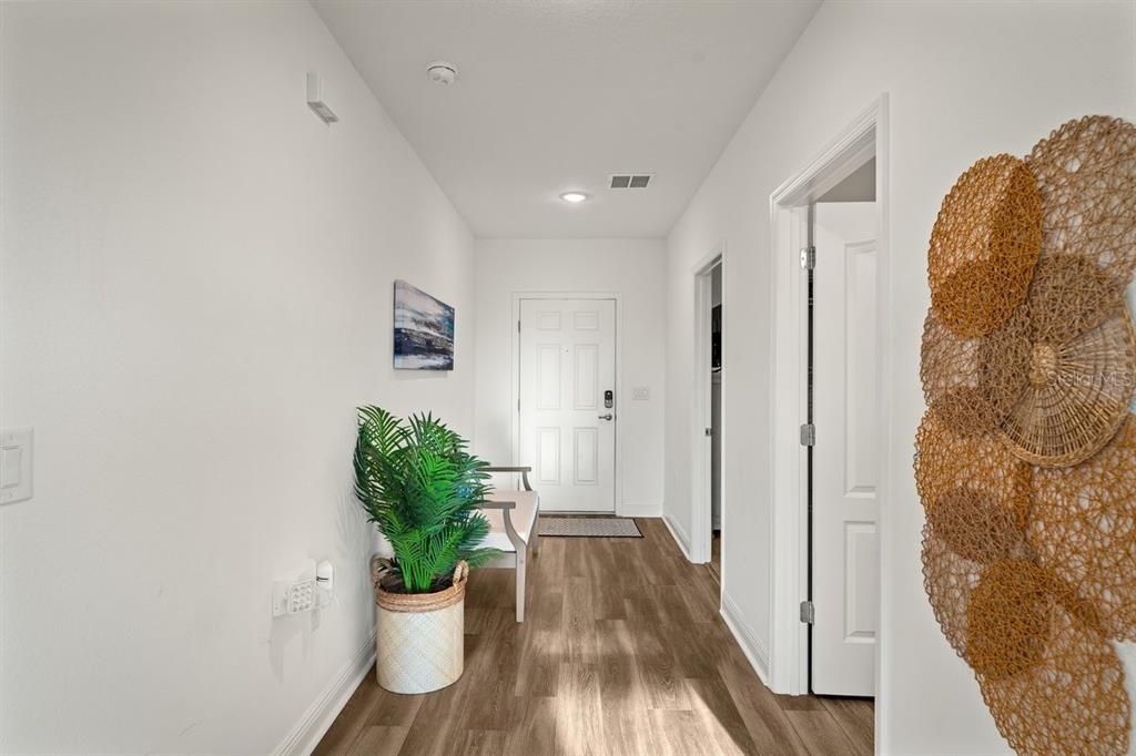 На продажу: $950,000 (5 спален, 3 ванн, 2692 Квадратных фут)