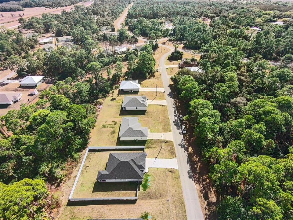 На продажу: $275,000 (3 спален, 2 ванн, 1409 Квадратных фут)