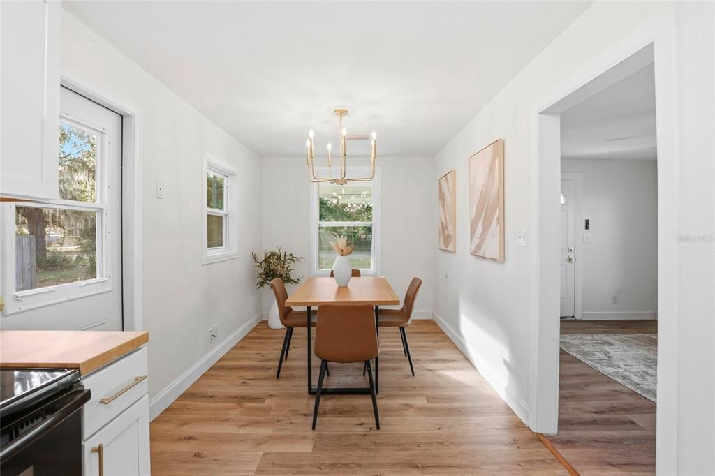 En Venta: $209,900 (2 camas, 2 baños, 1168 Pies cuadrados)