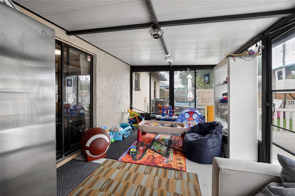 En Venta: $259,900 (3 camas, 2 baños, 1028 Pies cuadrados)