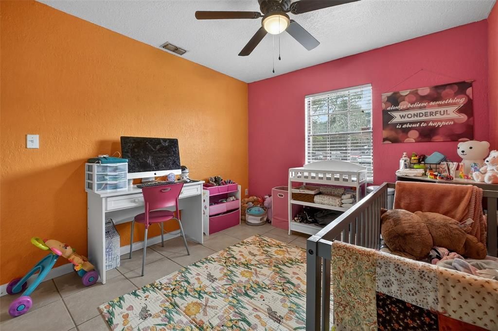 En Venta: $259,900 (3 camas, 2 baños, 1028 Pies cuadrados)