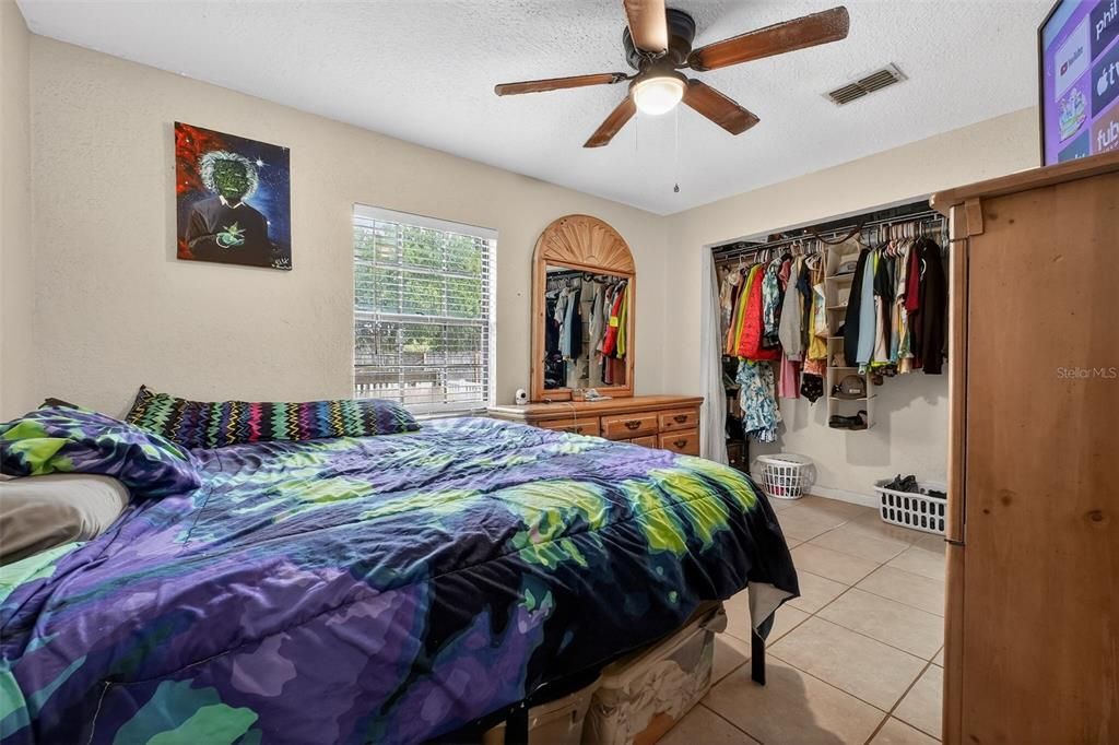 En Venta: $259,900 (3 camas, 2 baños, 1028 Pies cuadrados)