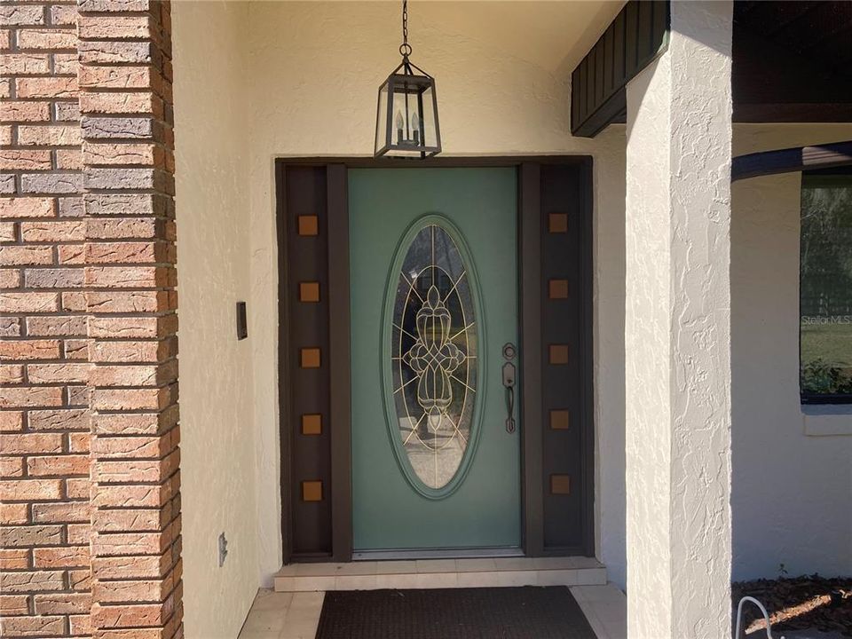 En Venta: $769,000 (4 camas, 2 baños, 3216 Pies cuadrados)