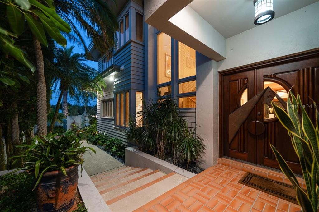 En Venta: $6,250,000 (3 camas, 4 baños, 4389 Pies cuadrados)