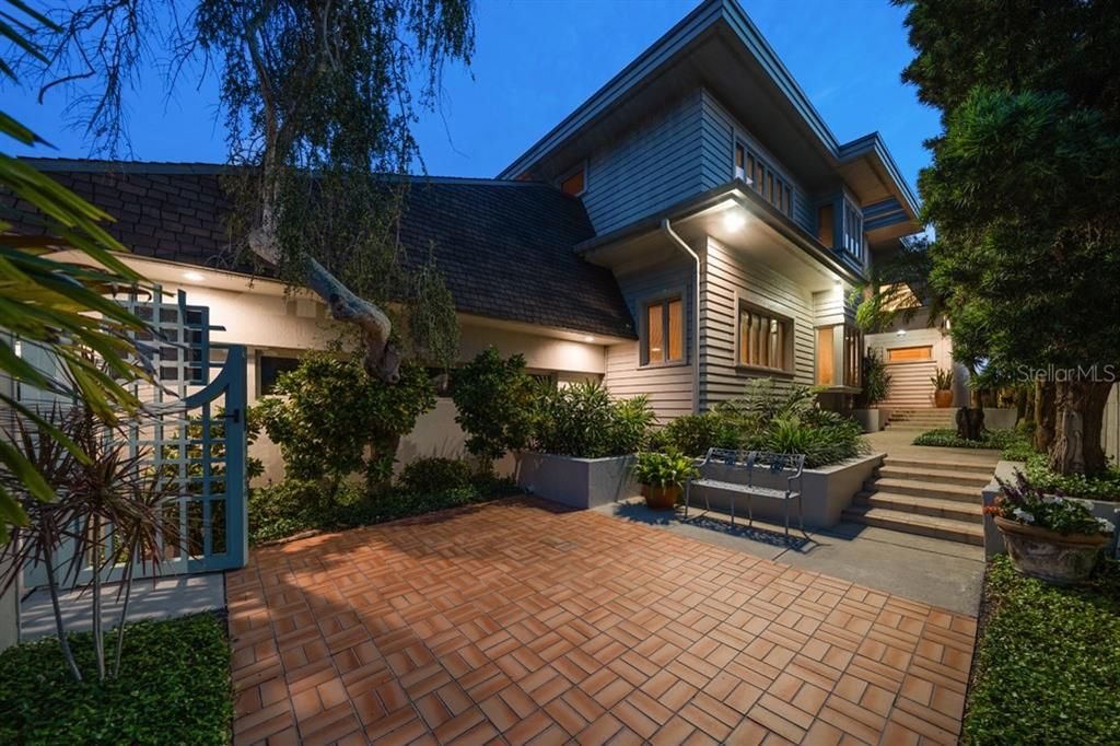 En Venta: $6,250,000 (3 camas, 4 baños, 4389 Pies cuadrados)