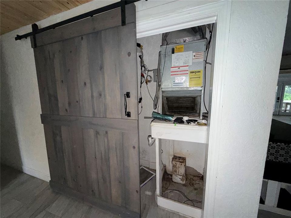 En Venta: $385,999 (5 camas, 4 baños, 4080 Pies cuadrados)