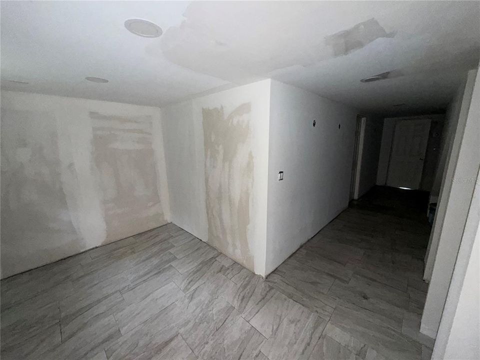 En Venta: $385,999 (5 camas, 4 baños, 4080 Pies cuadrados)