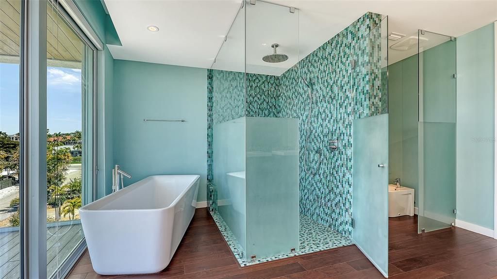 En Venta: $13,950,000 (5 camas, 5 baños, 4751 Pies cuadrados)