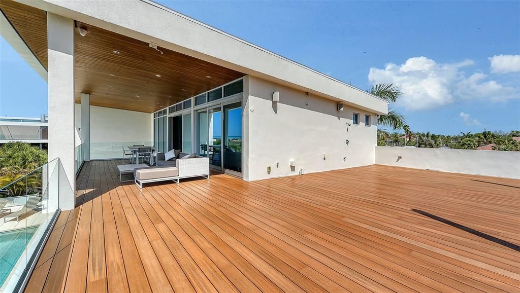 En Venta: $13,950,000 (5 camas, 5 baños, 4751 Pies cuadrados)