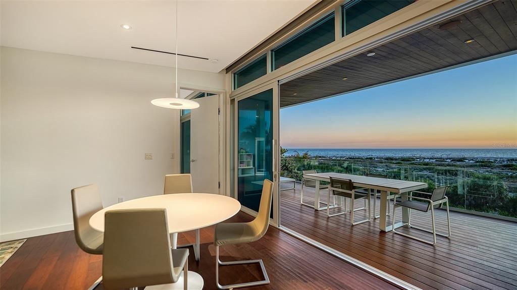 En Venta: $13,950,000 (5 camas, 5 baños, 4751 Pies cuadrados)