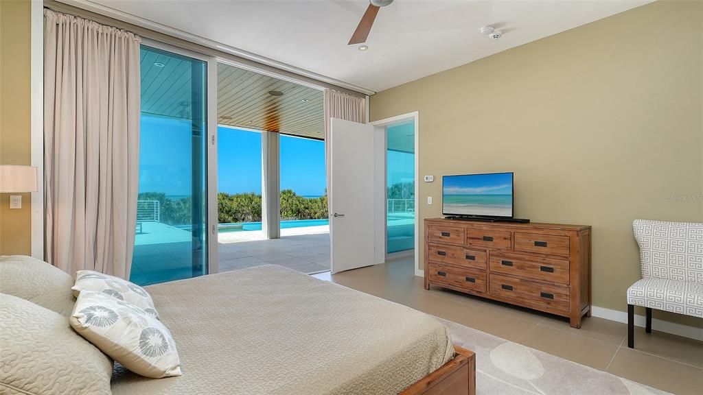 En Venta: $13,950,000 (5 camas, 5 baños, 4751 Pies cuadrados)