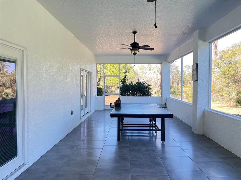 For Sale: $1,550,000 (6 beds, 4 baths, 5475 Square Feet)